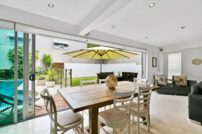 9 Depper Street - Large Residence Entire 6 Bed House